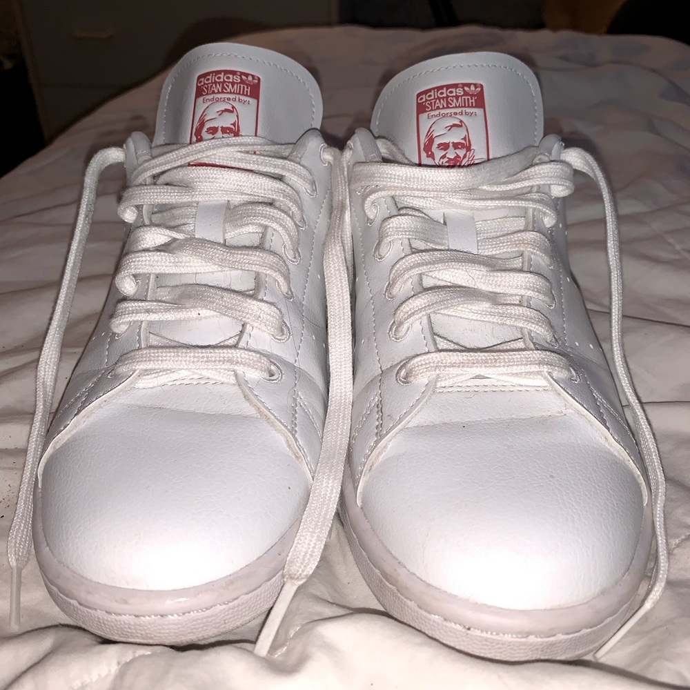 Adidas Originals Women’s White Floral Stan Smith Fashion Sneakers